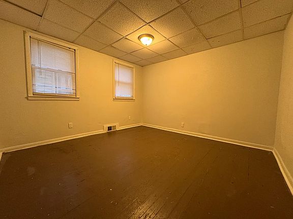 4th image of 57-1A Lounsbury St #1