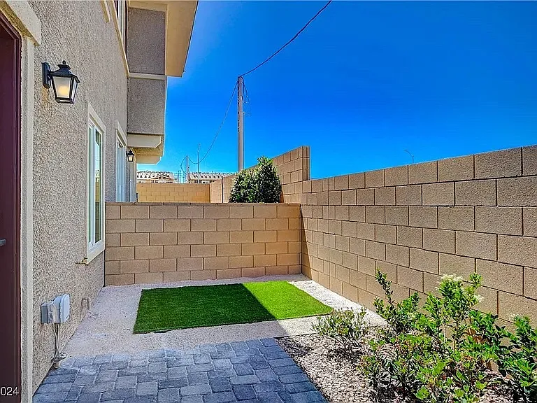 915 Cadence View Way #915 — Photo 35