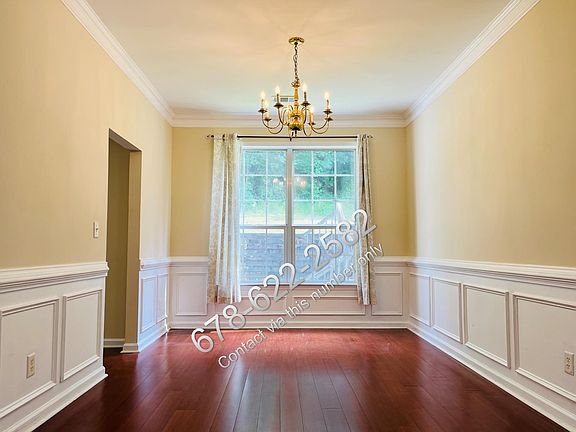 For Rent: $2,700 (4 beds, 3 baths, 2,469 Square Feet)