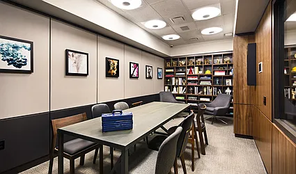 Rented by The Marketing Directors (Arias)