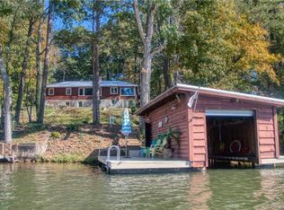 109 Hamilton Dr, Landrum, SC 29356