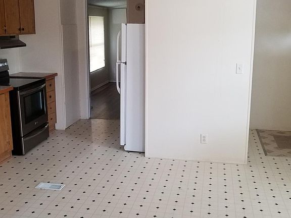 3rd image of 835 Qappuella Dr
