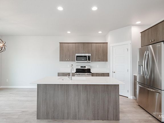 5th image of 3440 W Morere Dr
