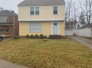 2319 Noble Rd, Cleveland Heights, OH 44121