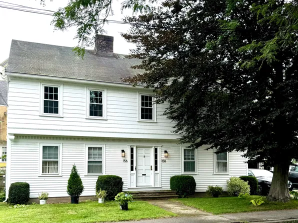 156 Ocean Ave, Cranston, RI 02905
