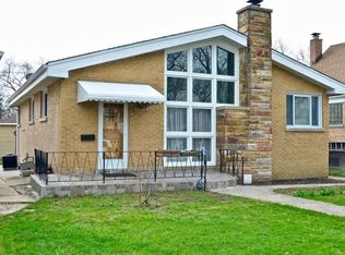 3849 Fargo Ave, Skokie, IL 60076