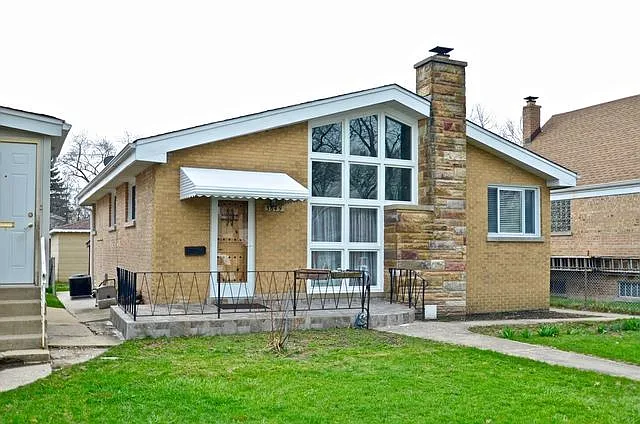 3849 Fargo Ave photo 1