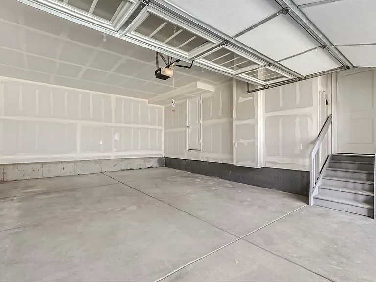 1988 S Fultondale Ct — Photo 28