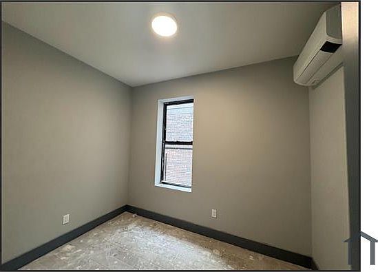 4th image of 1142 Bryant Ave APT 4