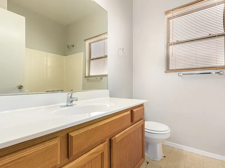 7927 W Mohave St — Photo 21