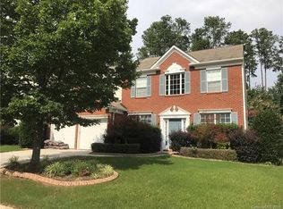 9120 Linden Tree Ln, Charlotte, NC 28277