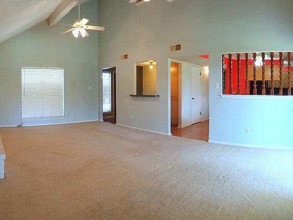 2nd image of 4143 Crenshaw Dr
