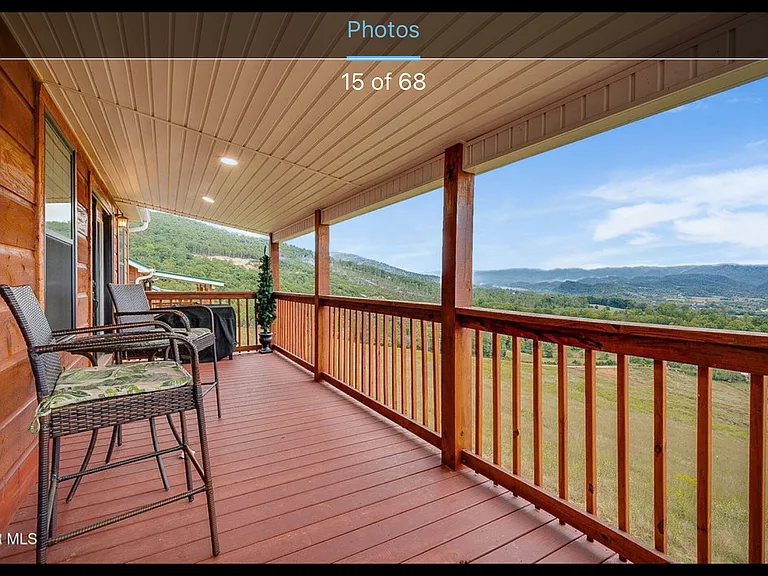 133 Ridgeview Dr — Photo 2
