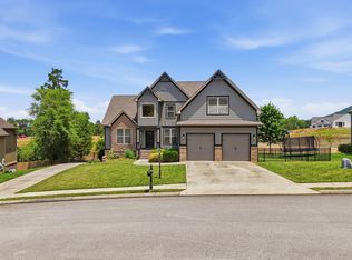 7645 Peppertree Dr, Ooltewah, TN 37363