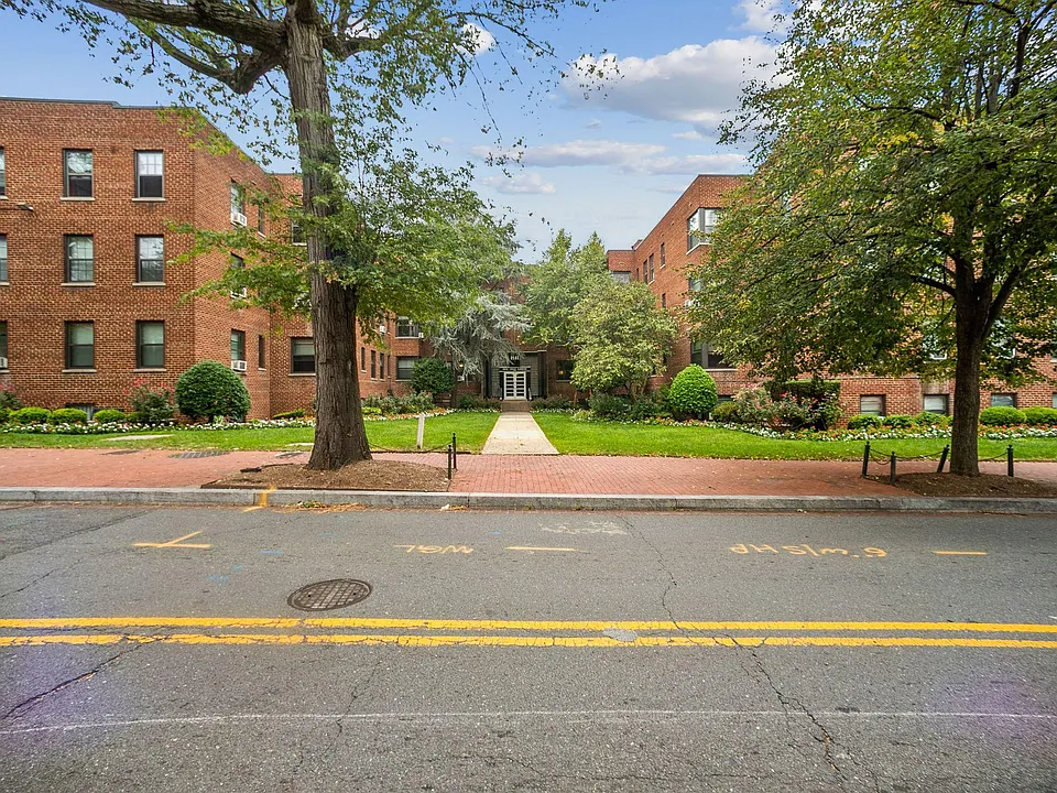 Rock Creek Gardens Apartments