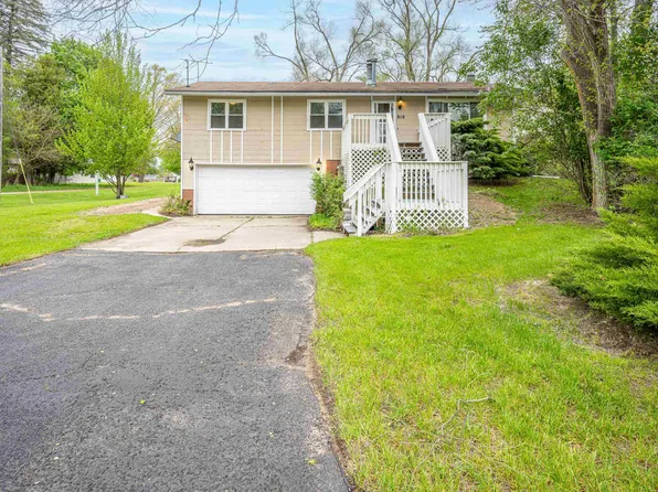 810 W Martin St, Gladwin, MI 48624
