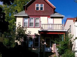 211 N 33rd St, Milwaukee, WI 53208
