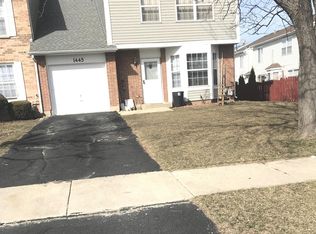 1445 Big Horn Trl, Carol Stream, IL 60188