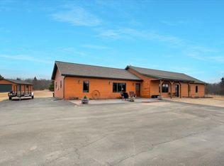 138 W Harney Rd, Esko, MN 55733