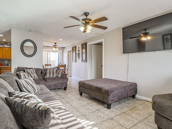 4th image of 3311 N 57th Dr