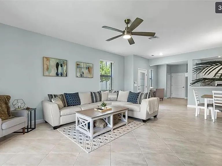 14129 Pine Lodge Ln — Photo 2
