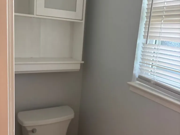 5420 Roundtree Ct #B — Photo 18