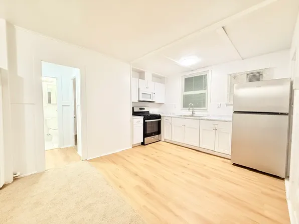 731 San Jose Pl, San Diego, CA 92109