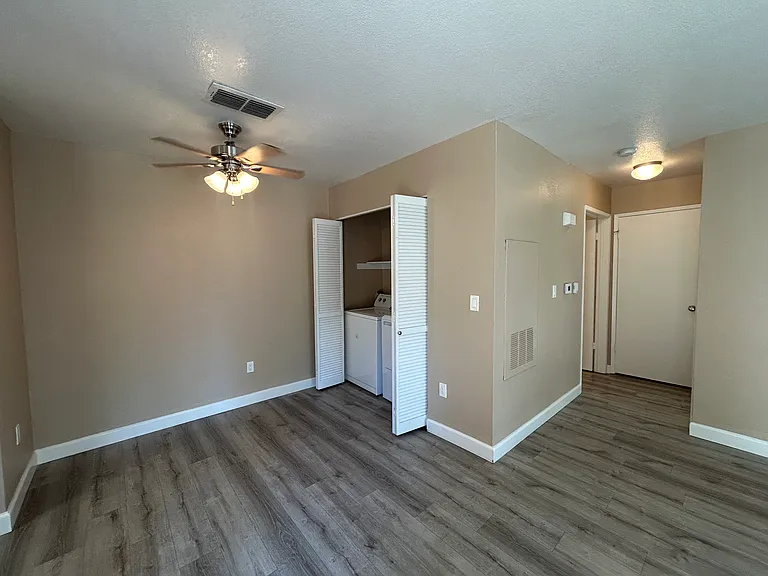 Wind Chase Apartment Homes — Photo 13