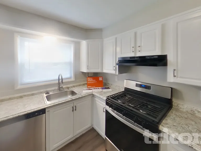 7910 Brookhaven Rd — Photo 4