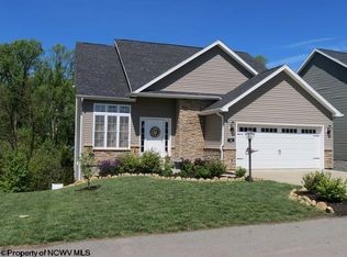 38 Windsong Ln, Morgantown, WV 26508