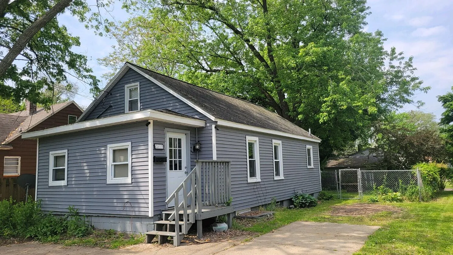 2603 Noel Ave SW photo 1