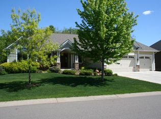 6355 Red Fox Rd, Lino Lakes, MN 55014