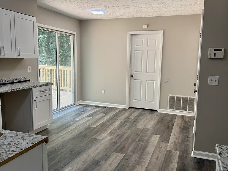 10415 Virginia Pine Ln — Photo 6
