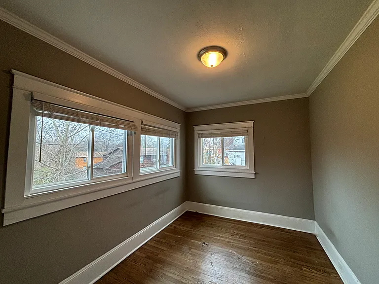 214 N Patterson St — Photo 24