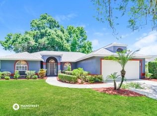 2613 Waterview Dr, Eustis, FL 32726