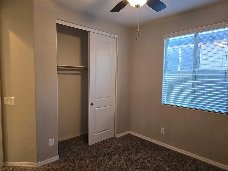 4343 W Kirkland Ave — Photo 3