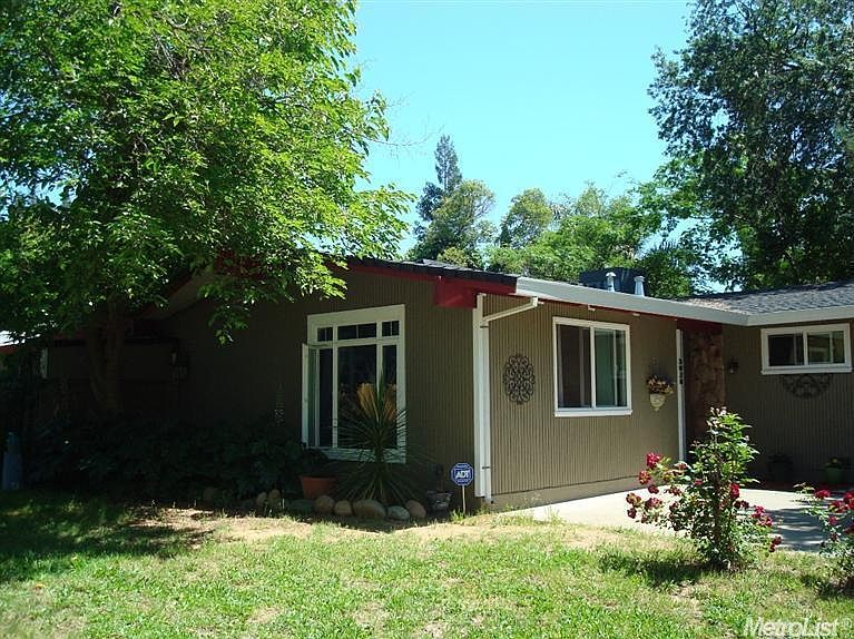 1st image of 3028 Greenwood Ave