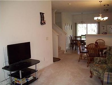 5th image of 1250 Hall Ln