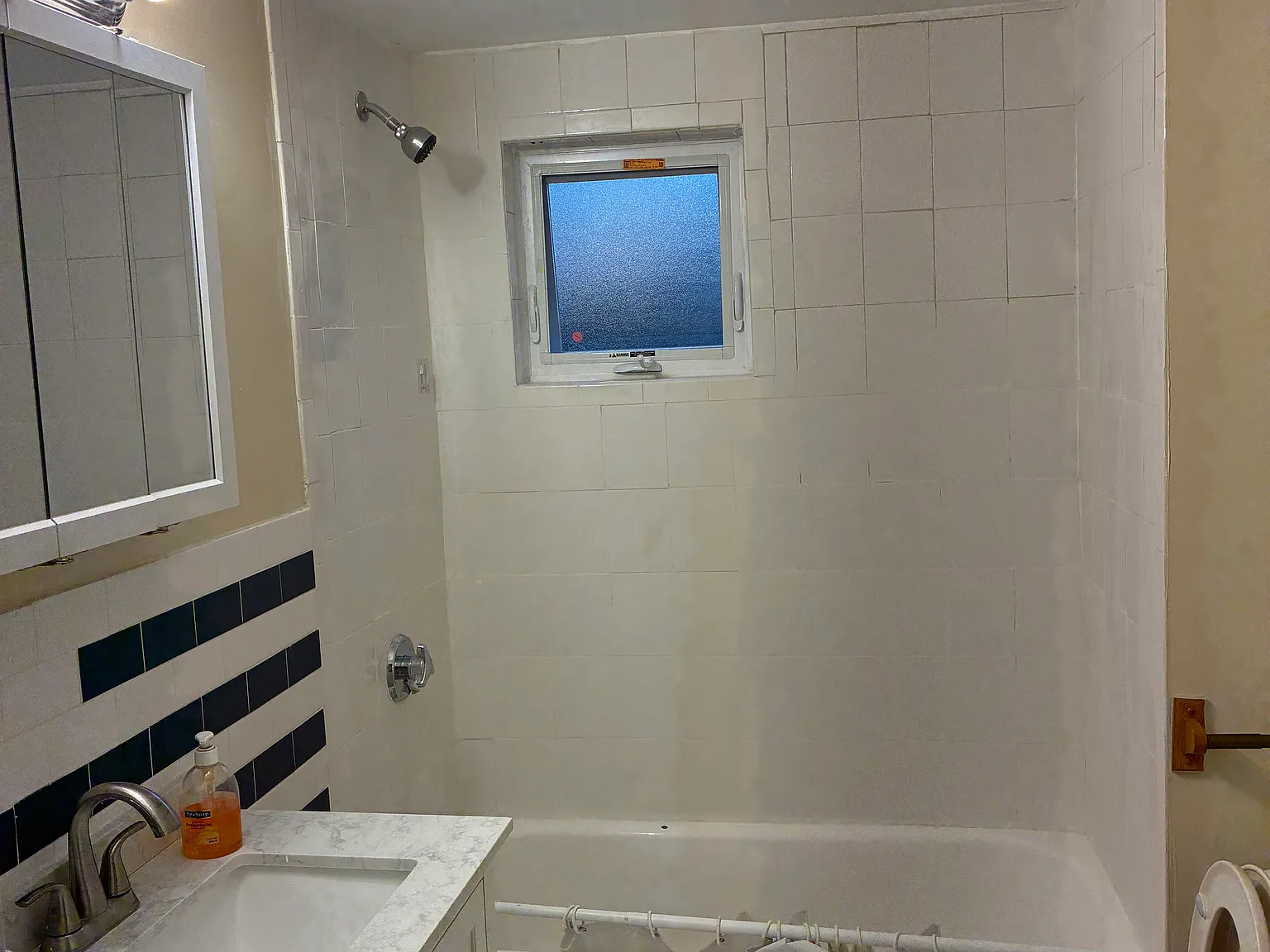 3 bed, $3,300 — Photo 4