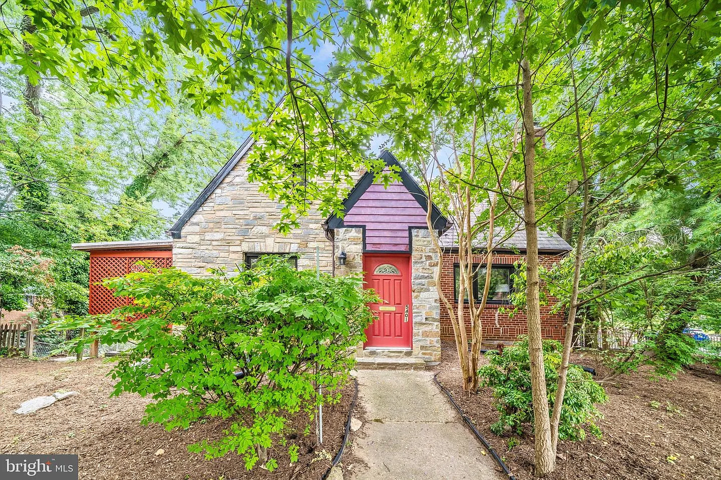 5401 15th Pl photo 1