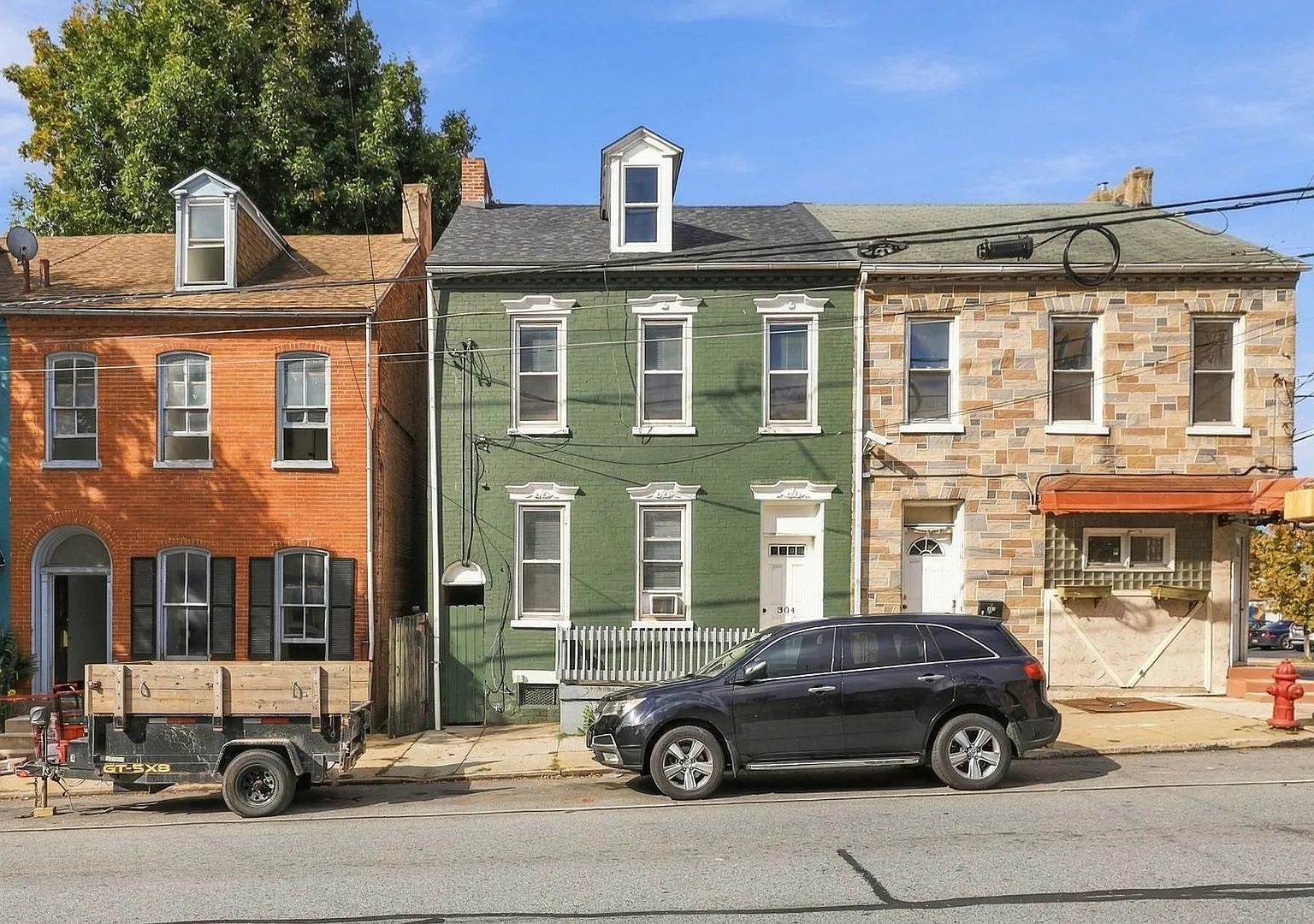 304 S Prince St — Photo 1