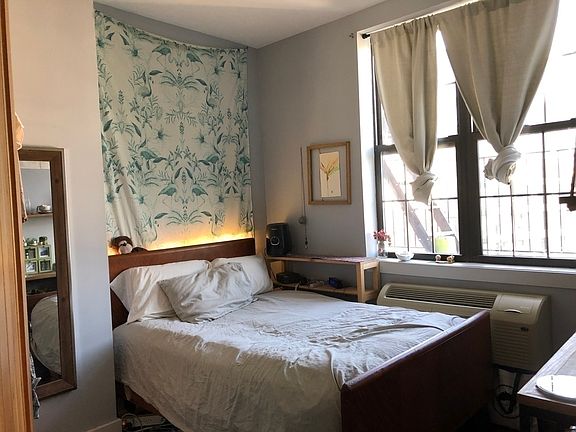 3rd image of 27 Spencer Pl #5E