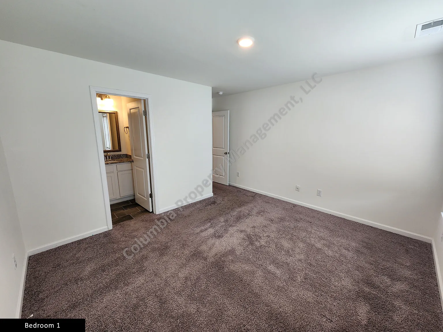 2 bed, 2.5 bath, 1120 sqft, $1,795 — Photo 3