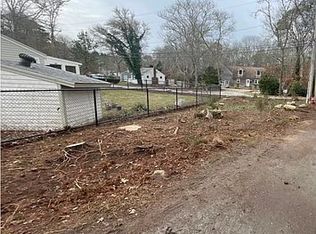 615 Quaker Rd, North Falmouth, MA 02556