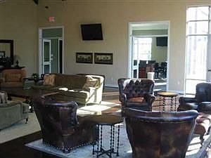 5th image of 511 W 1st Ave #206