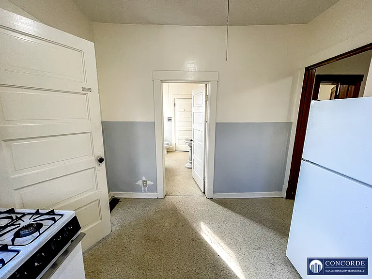 1129 Plum St — Photo 7