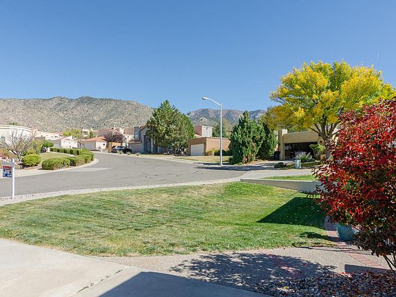 4th image of 13412 Pinnacle View Pl NE
