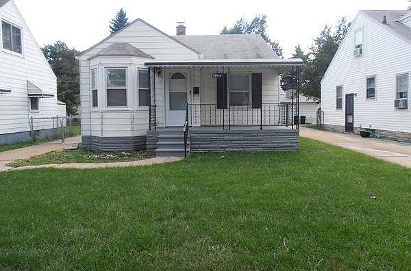 1st image of 19420 Kenosha St