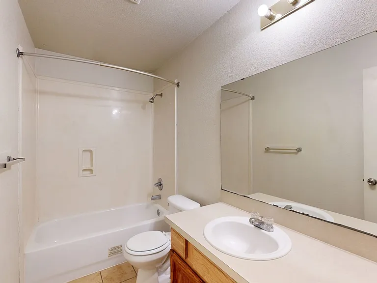 1403 Hopi Trl #B — Photo 14