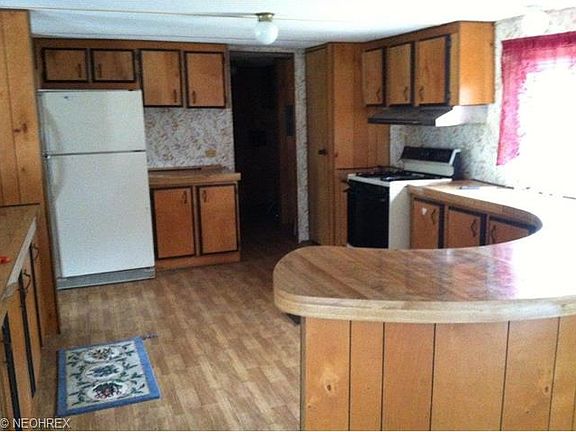 3rd image of 45296 Township Road 314